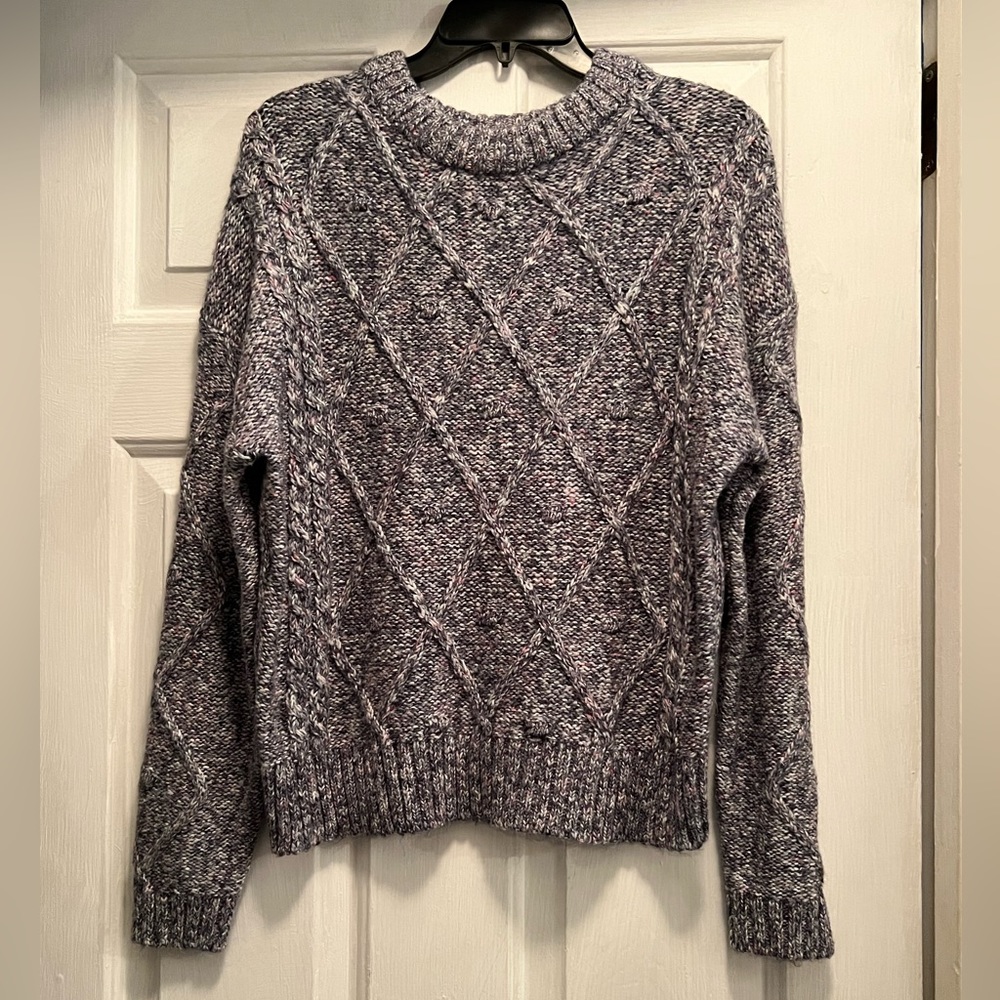 Size small blue gray marbled blend cable knit diamond cross sweater